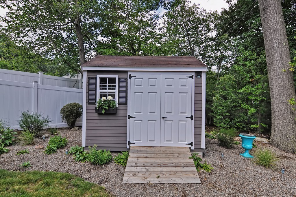36 Emerson Road Walpole, MA 02032 - Photo 27 of 29