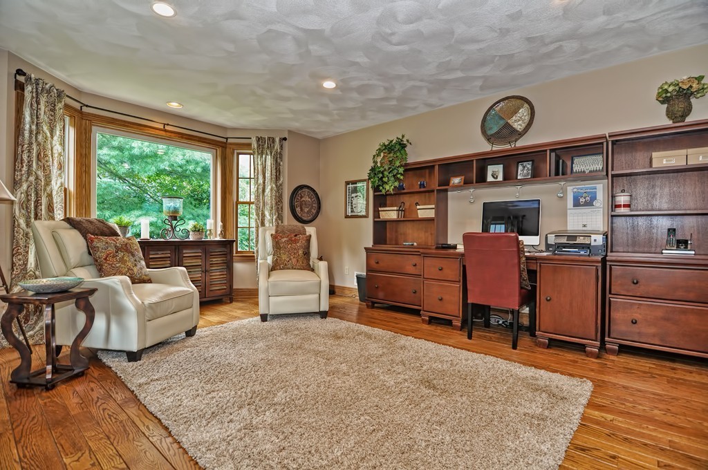 36 Emerson Road Walpole, MA 02032 - Photo 9 of 29