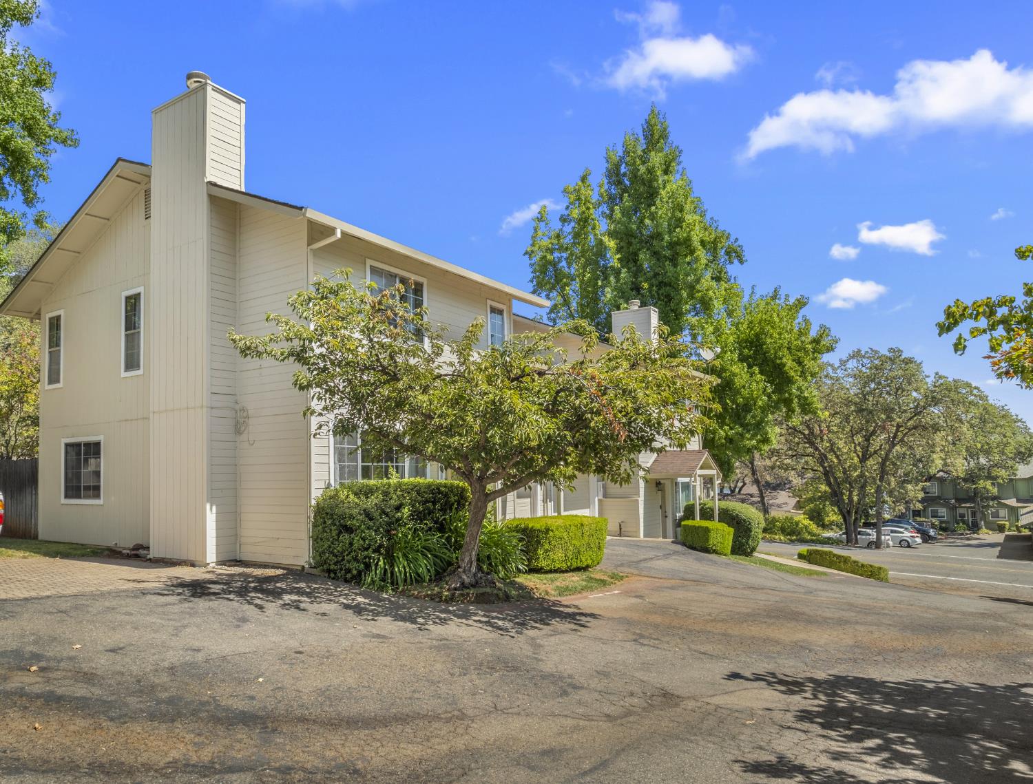 3130 Cambridge Road, Unit 3 Cameron Park, CA 95682 - Photo 4 of 53 Gallery Image 4
