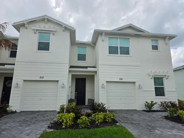 $2,300 | 512 Rivergrass Street, Port St. Lucie, FL 34984
