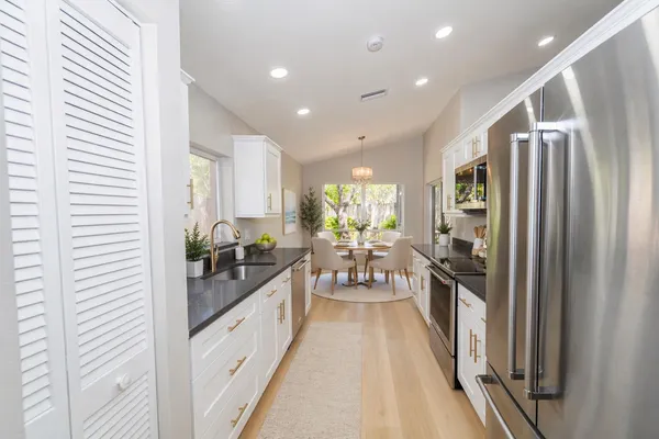 $649,900 | 6185 Northwest 77th Place, Parkland, FL 33067