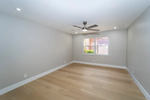 $649,900 | 6185 Northwest 77th Place, Parkland, FL 33067