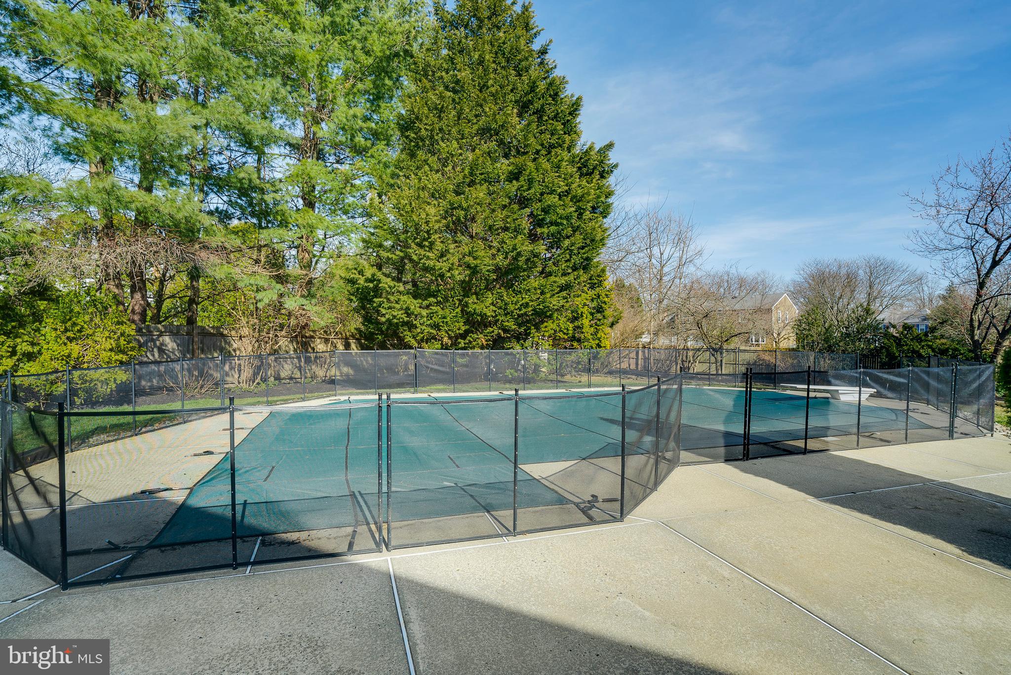 6 Winthrop Road Lawrenceville, NJ 08648 - Photo 23 of 24 Inground pool with new cover
