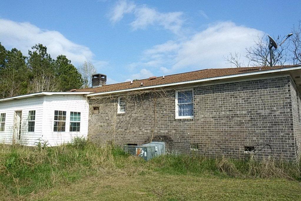 816 Wesley Church Road Jamestown, SC 29453 - Photo 2 of 34 Img_0996Rear
