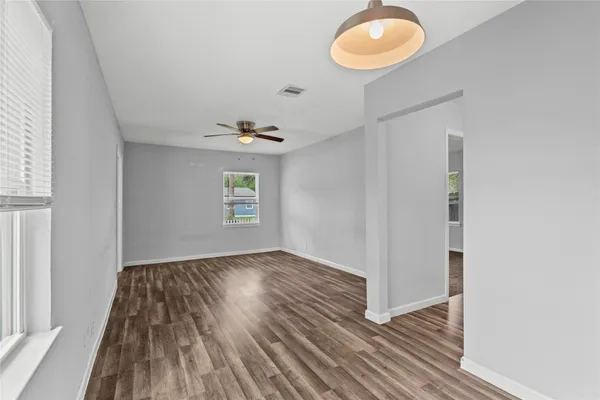 $1,300 | 1101 8th Avenue North, Texas City, TX 77590
