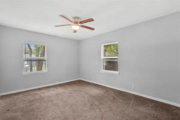 $1,300 | 1101 8th Avenue North, Texas City, TX 77590