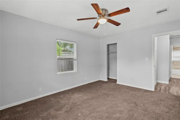 $1,300 | 1101 8th Avenue North, Texas City, TX 77590