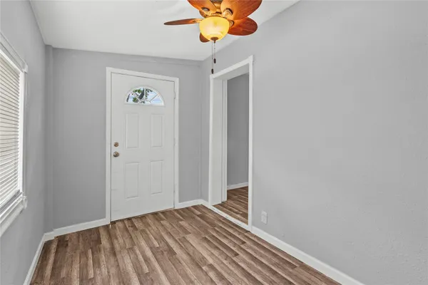 $1,300 | 1101 8th Avenue North, Texas City, TX 77590