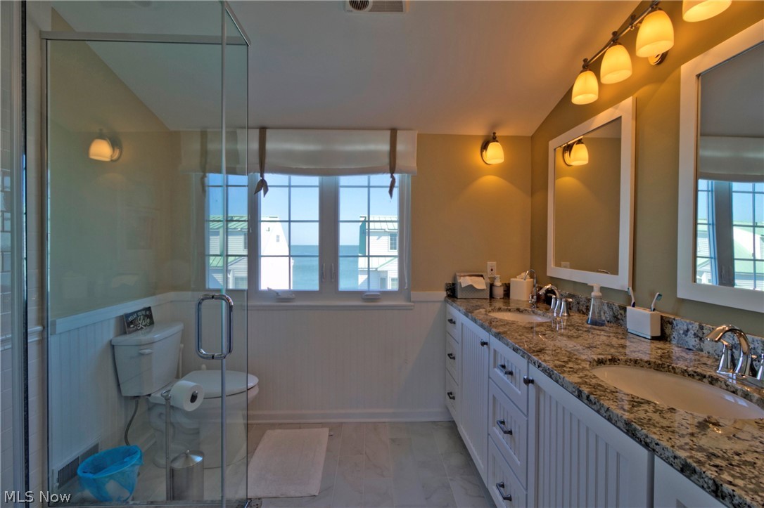 25 Cedar Point Road, Unit D Sandusky, OH 44870 - Photo 13 of 25