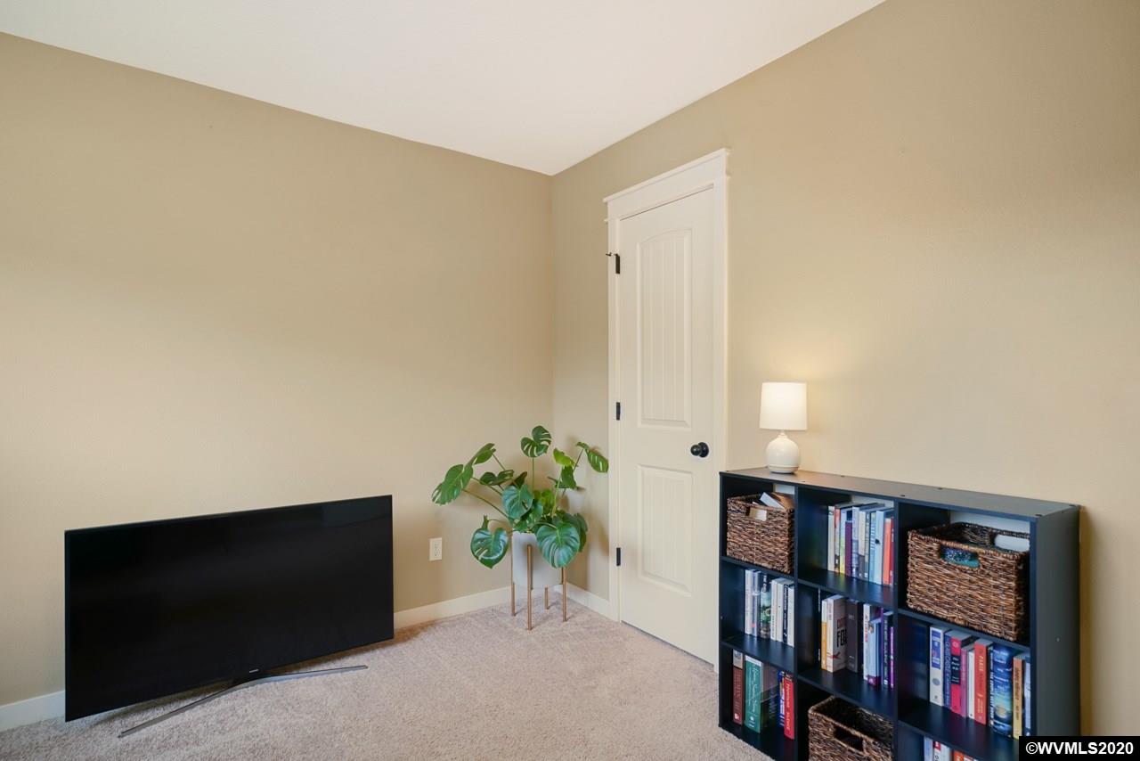 874 Crouchen Street Northwest Salem, OR 97304 - Photo 24 of 32
