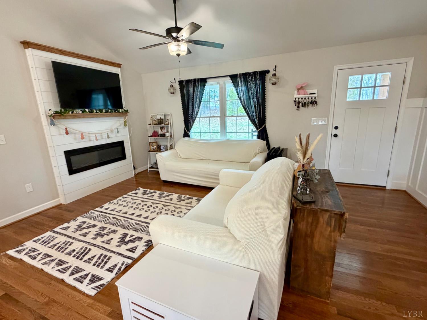 3759 Bethany Road Rustburg, VA 24588 - Photo 4 of 23