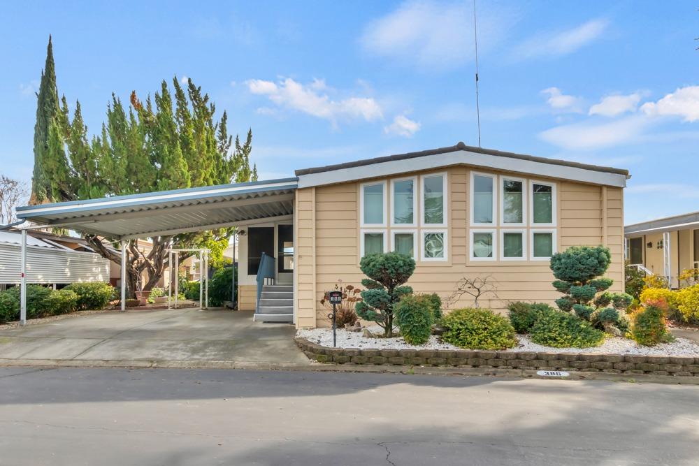 386 Crystal View Lane Rancho Cordova, CA 95670 - Photo 1 of 1 Gallery Image 1