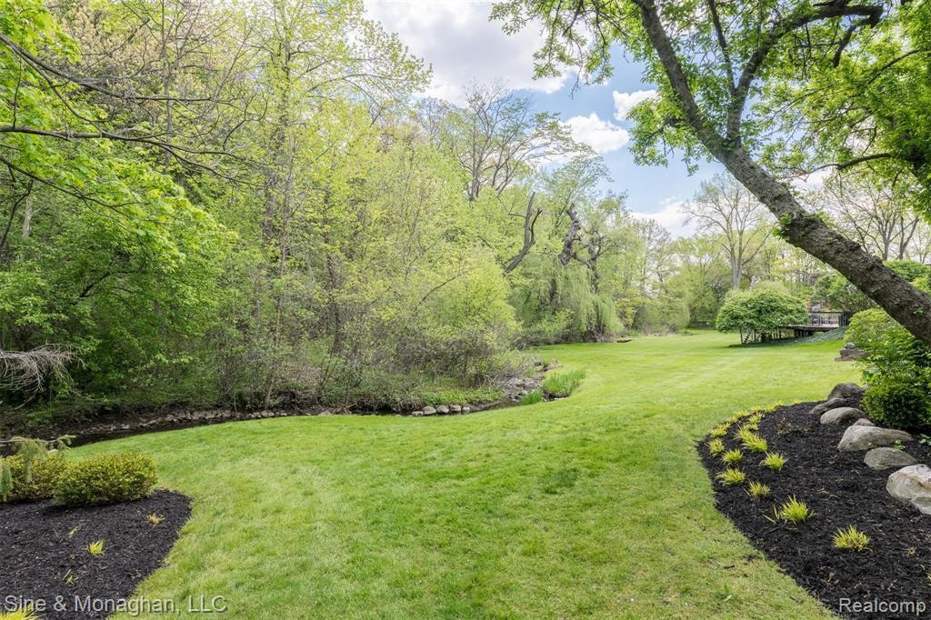 620 Overbrook Road Bloomfield Hills, MI 48302 - Photo 7 of 34