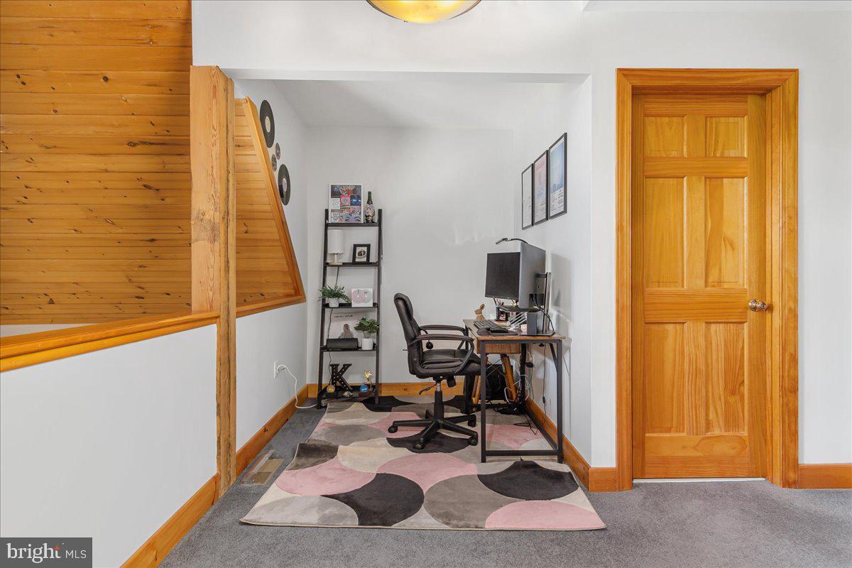 19333 Porterstown Road Keedysville, MD 21756 - Photo 16 of 78