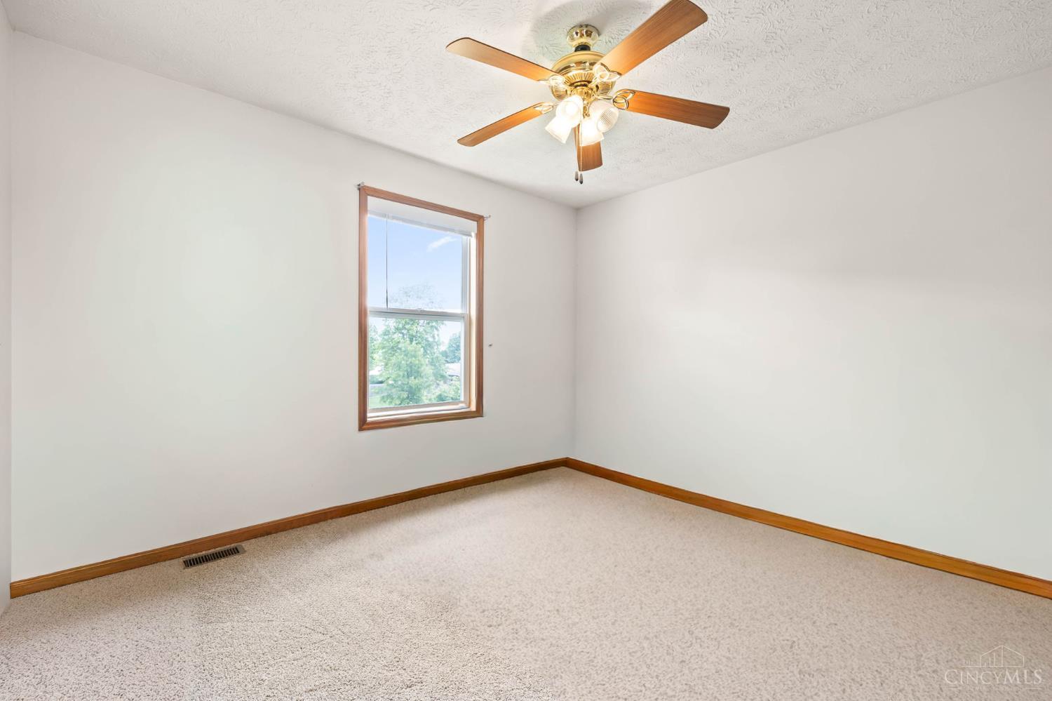 6821 Cincinnati Dayton Road Middletown, OH 45044 - Photo 45 of 70