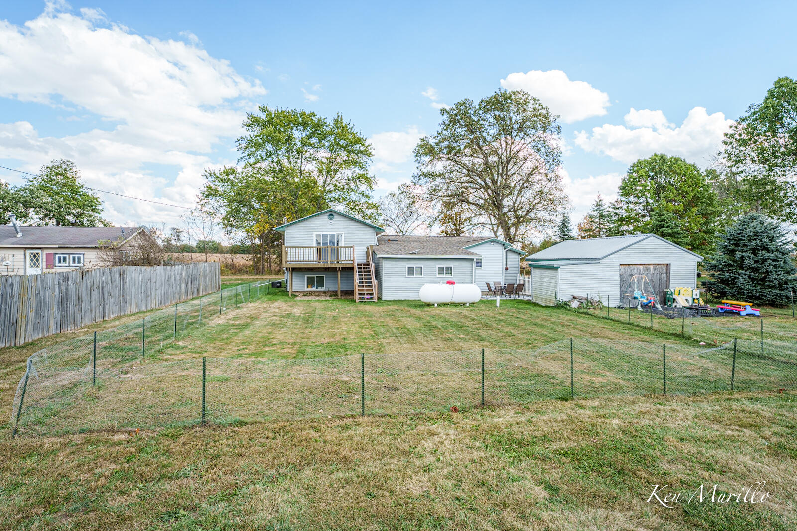 12315 Kimler Road Eaton Rapids, MI 48827 - Photo 22 of 29 20251006_184001393_iOS