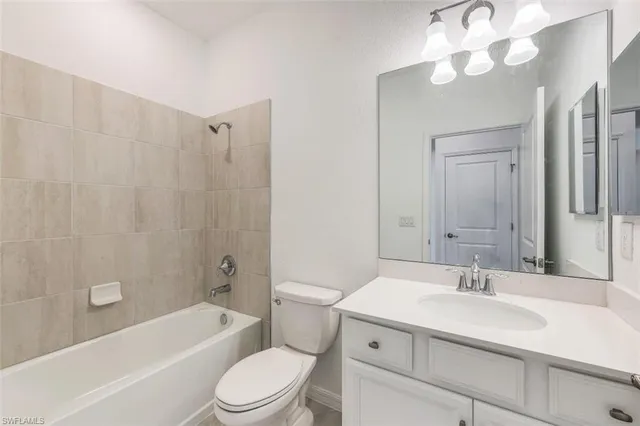 $3,100 | 2434 Orchard Street, Naples, FL 34120