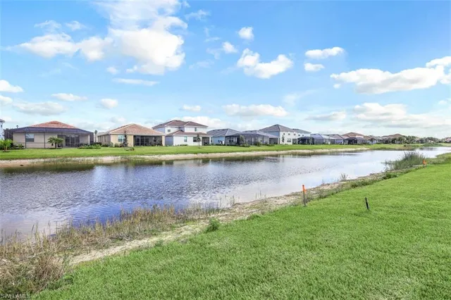 $3,100 | 2434 Orchard Street, Naples, FL 34120