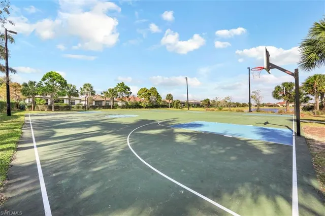 $3,100 | 2434 Orchard Street, Naples, FL 34120