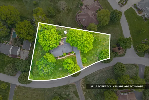 $450,000 | 205 Fairfax Avenue, Hopkinsville, KY 42240