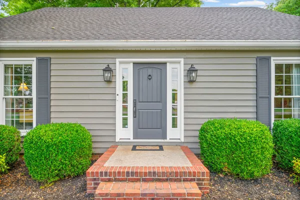 $450,000 | 205 Fairfax Avenue, Hopkinsville, KY 42240