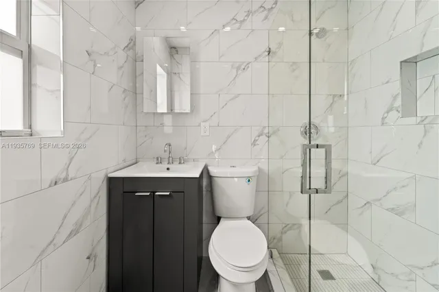 $3,400 | 3500 Southwest 25th Street, Miami, FL 33133