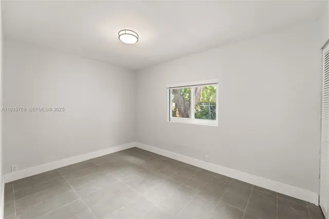 $3,550 | 3500 Southwest 25th Street, Miami, FL 33133