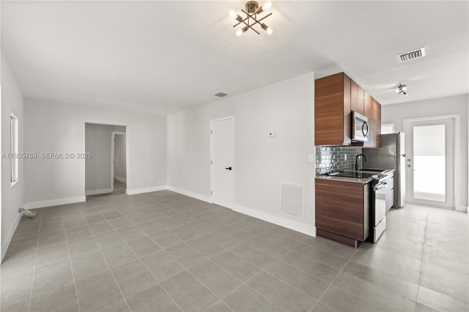 3500 Southwest 25th Street Miami, FL 33133 - Photo 3 of 22