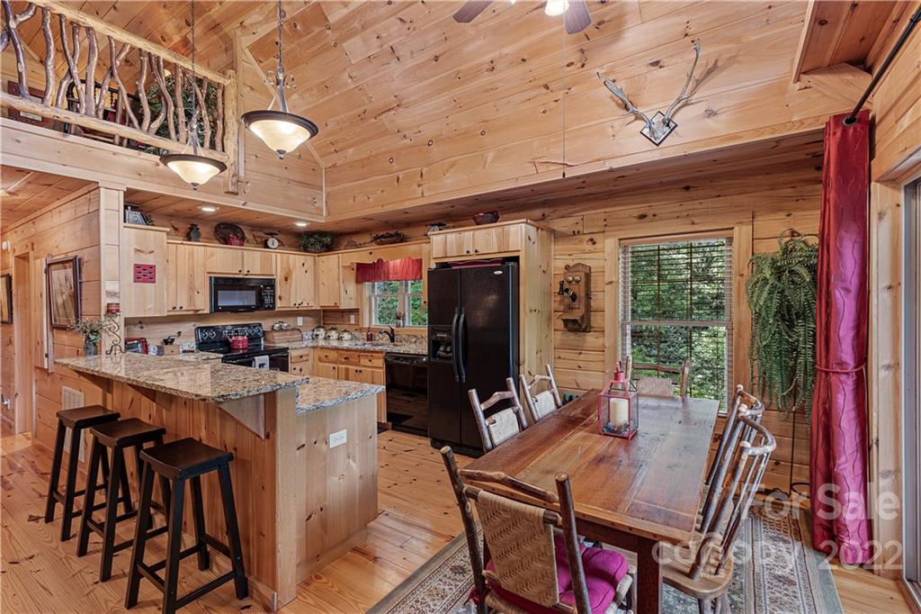 75 Longview Ridge Lake Toxaway, NC 28747 - Photo 15 of 31 Gallery Image 15