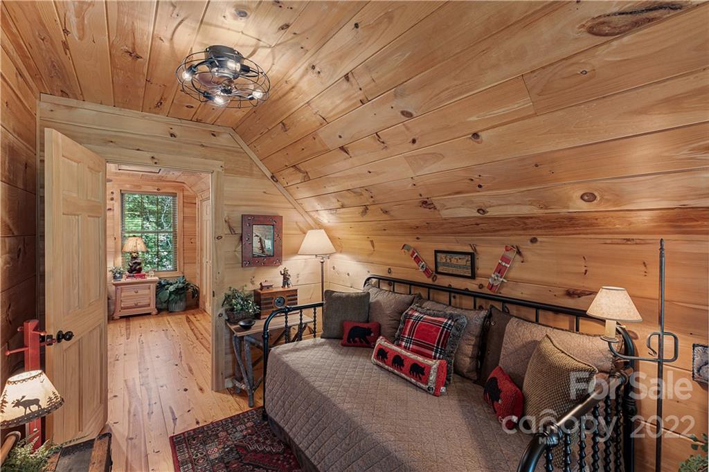 75 Longview Ridge Lake Toxaway, NC 28747 - Photo 25 of 31 Gallery Image 25