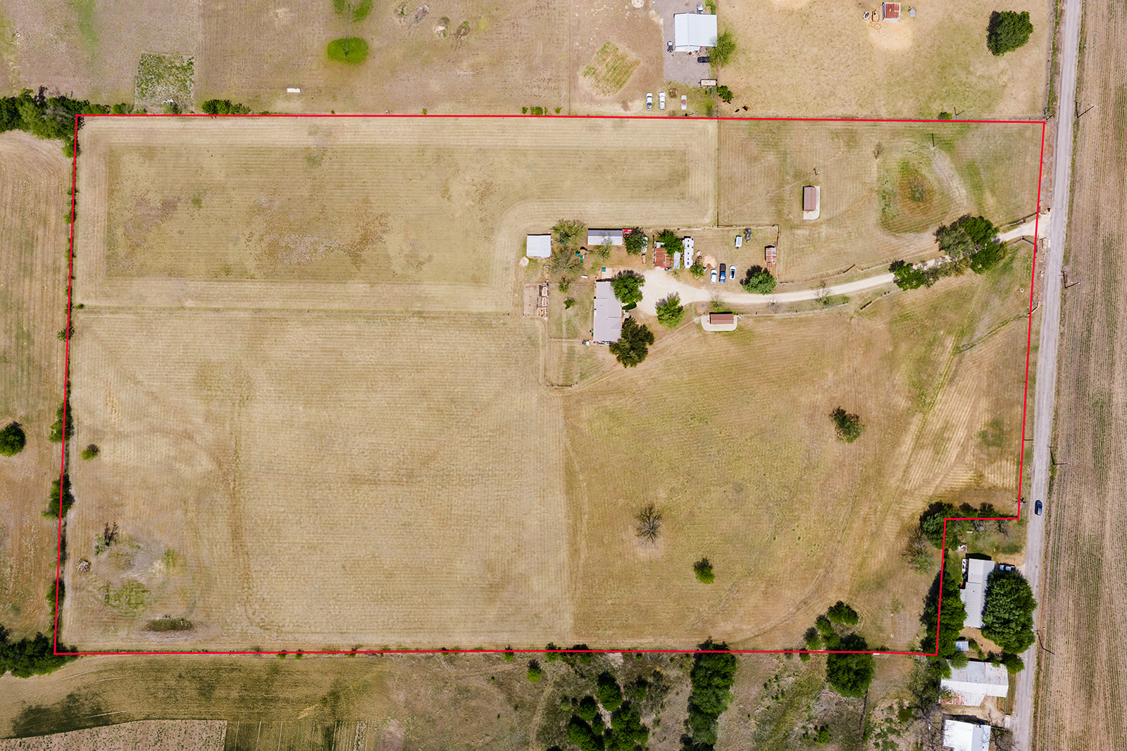 1001 Gravel Pit Road Taylor, TX 76574 - Photo 35 of 40 a bathroom with a shower