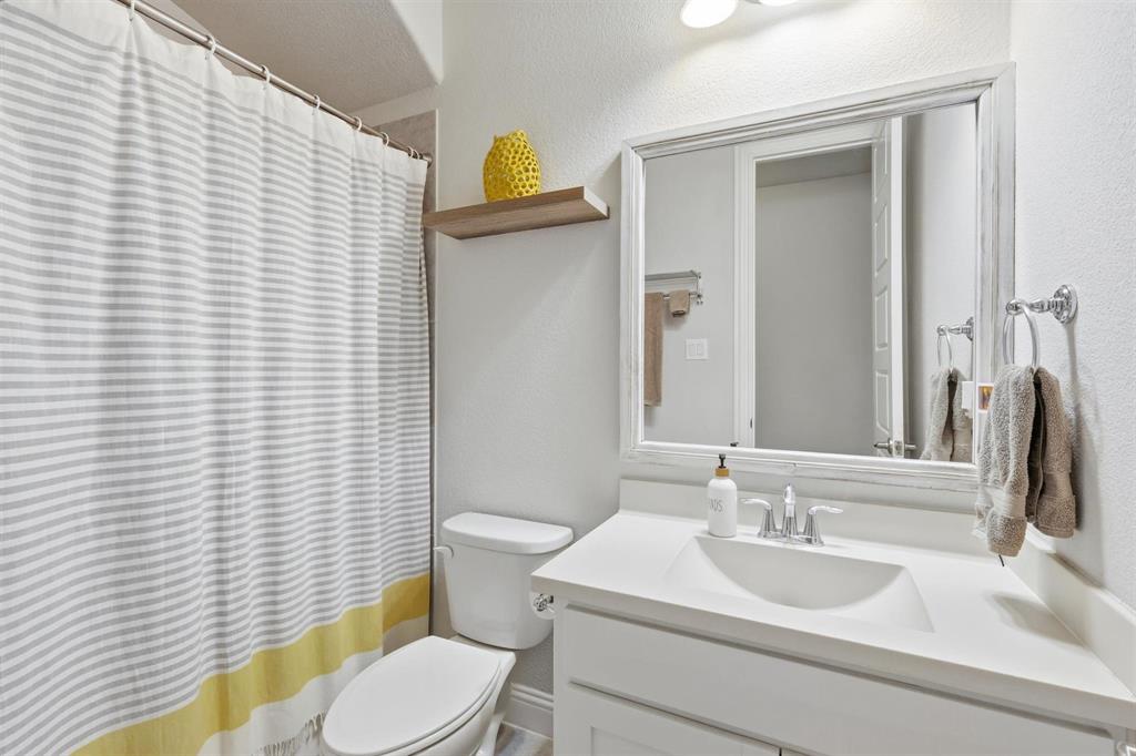 6371 Whiskerbrush Road Flower Mound, TX 76226 - Photo 20 of 38 Bathroom #2 downstairs