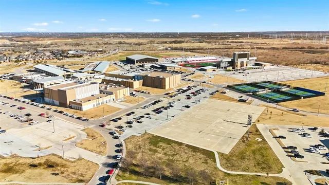 $700,000 | 6371 Whiskerbrush Road, Flower Mound, TX 76226