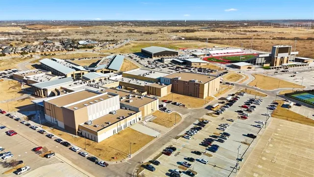 $700,000 | 6371 Whiskerbrush Road, Flower Mound, TX 76226