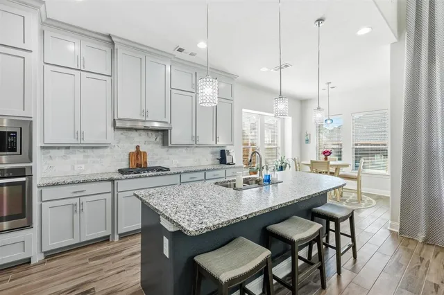 $700,000 | 6371 Whiskerbrush Road, Flower Mound, TX 76226