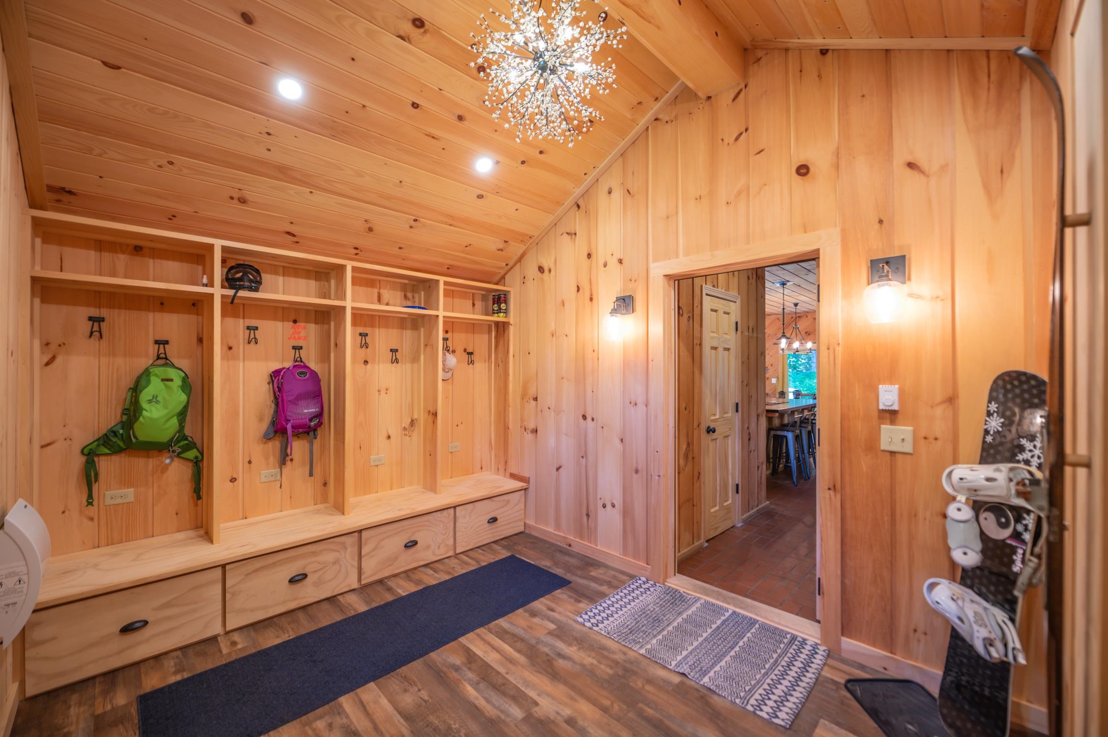 15 Bears Den Road West Dover, VT 05356 - Photo 19 of 32 Gallery Image 19