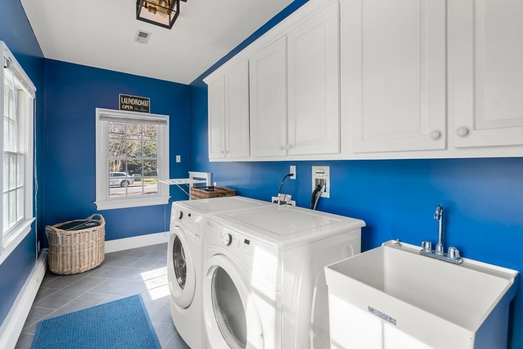 189 Cliff Road Wellesley, MA 02481 - Photo 18 of 35