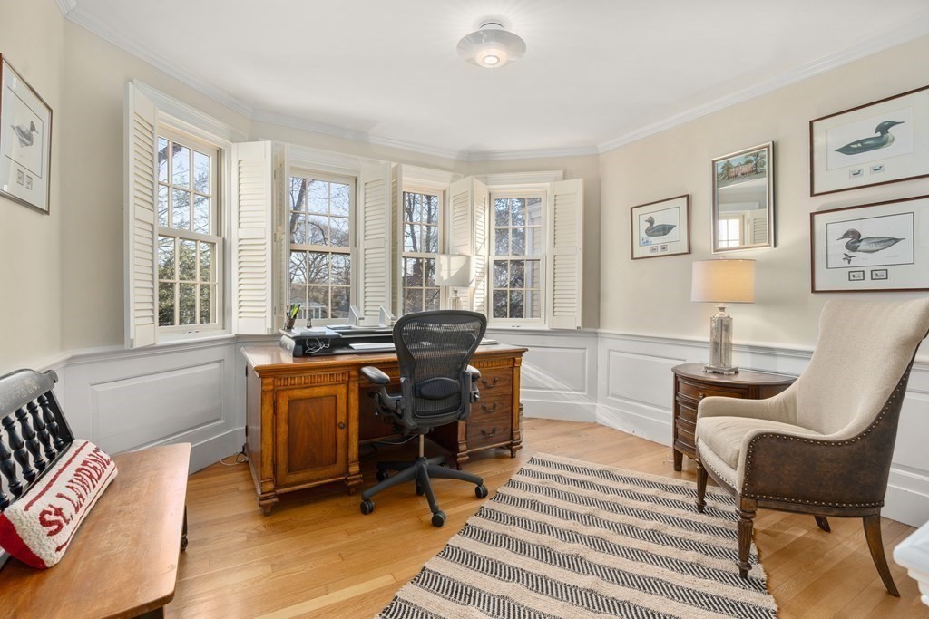 189 Cliff Road Wellesley, MA 02481 - Photo 19 of 35