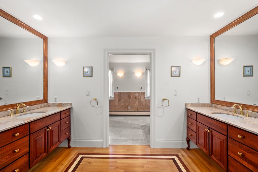 189 Cliff Road Wellesley, MA 02481 - Photo 22 of 35