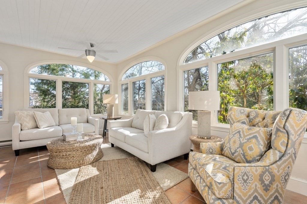 189 Cliff Road Wellesley, MA 02481 - Photo 5 of 35