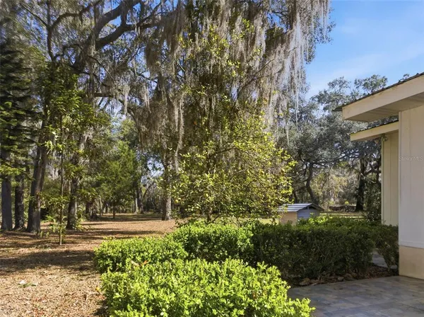 $179,900 | 6930 County Road 214, Melrose, FL 32666