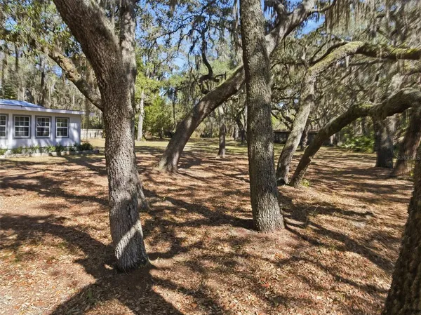 $179,900 | 6930 County Road 214, Melrose, FL 32666