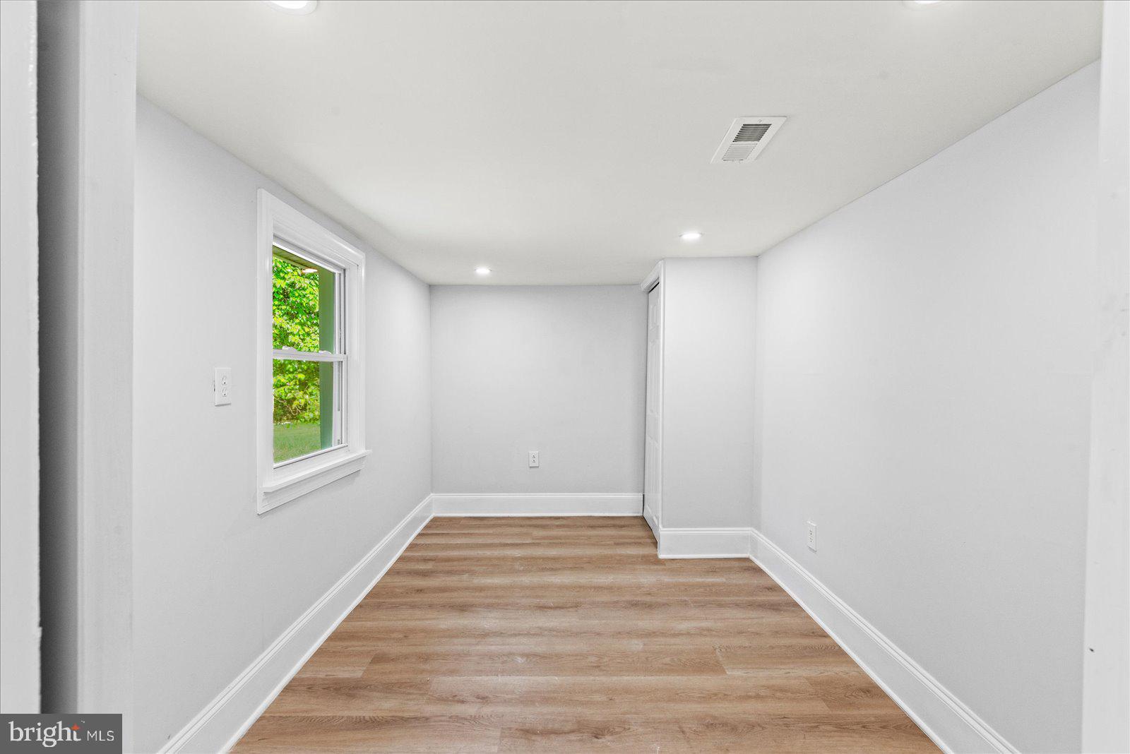 608 Kintz Street Colonial Beach, VA 22443 - Photo 27 of 34 Bedroom 3