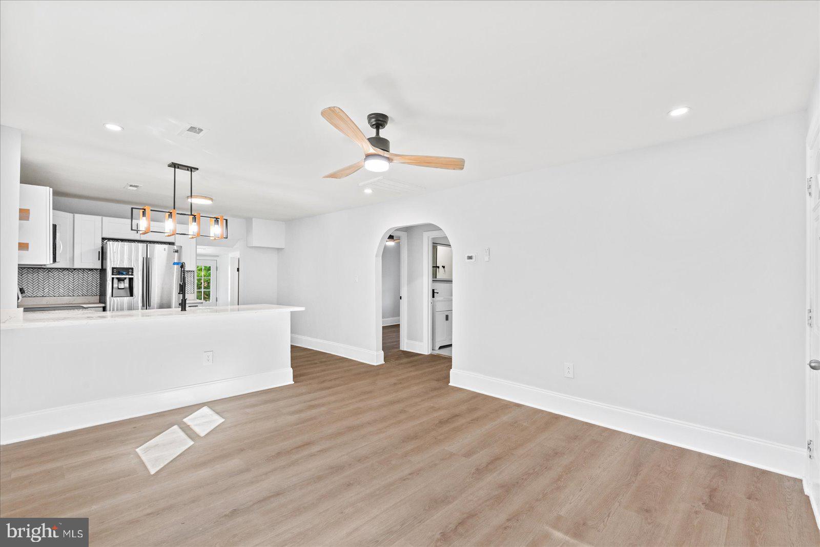 608 Kintz Street Colonial Beach, VA 22443 - Photo 6 of 34