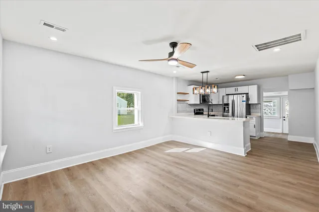 $279,900 | 608 Kintz Street, Colonial Beach, VA 22443