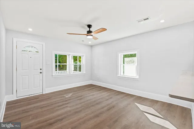 $279,900 | 608 Kintz Street, Colonial Beach, VA 22443