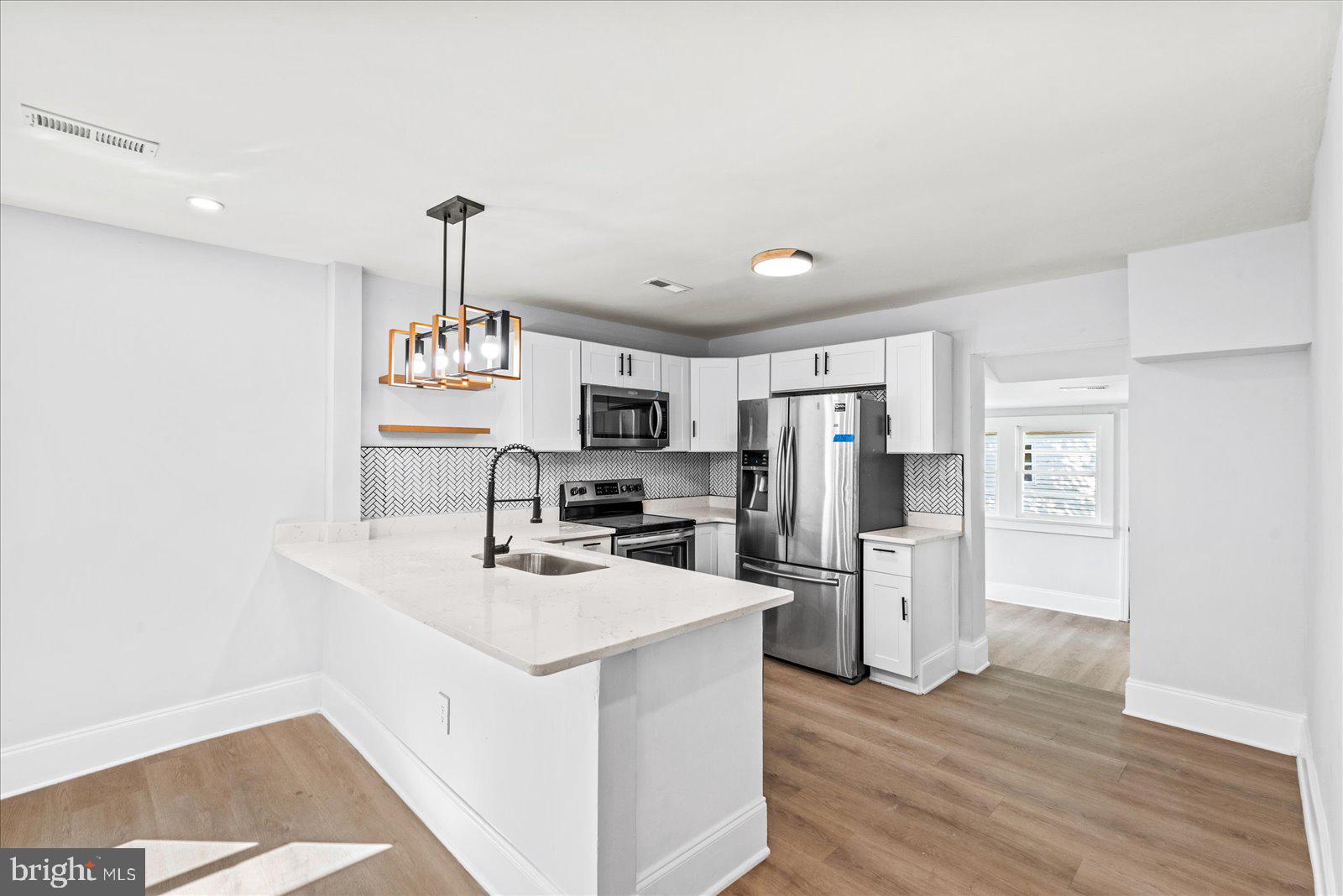 608 Kintz Street Colonial Beach, VA 22443 - Photo 10 of 34
