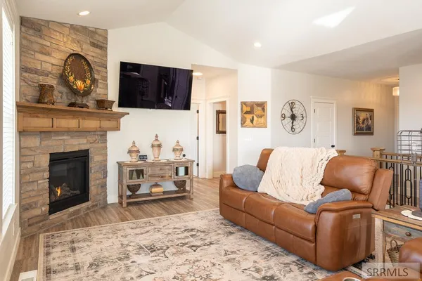 $744,900 | 857 Oak Hl Way, Rexburg, ID 83440