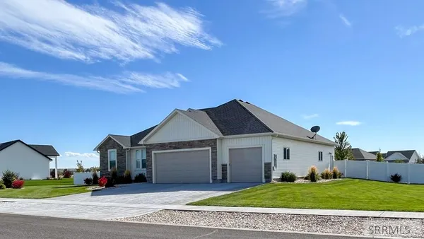 $744,900 | 857 Oak Hl Way, Rexburg, ID 83440