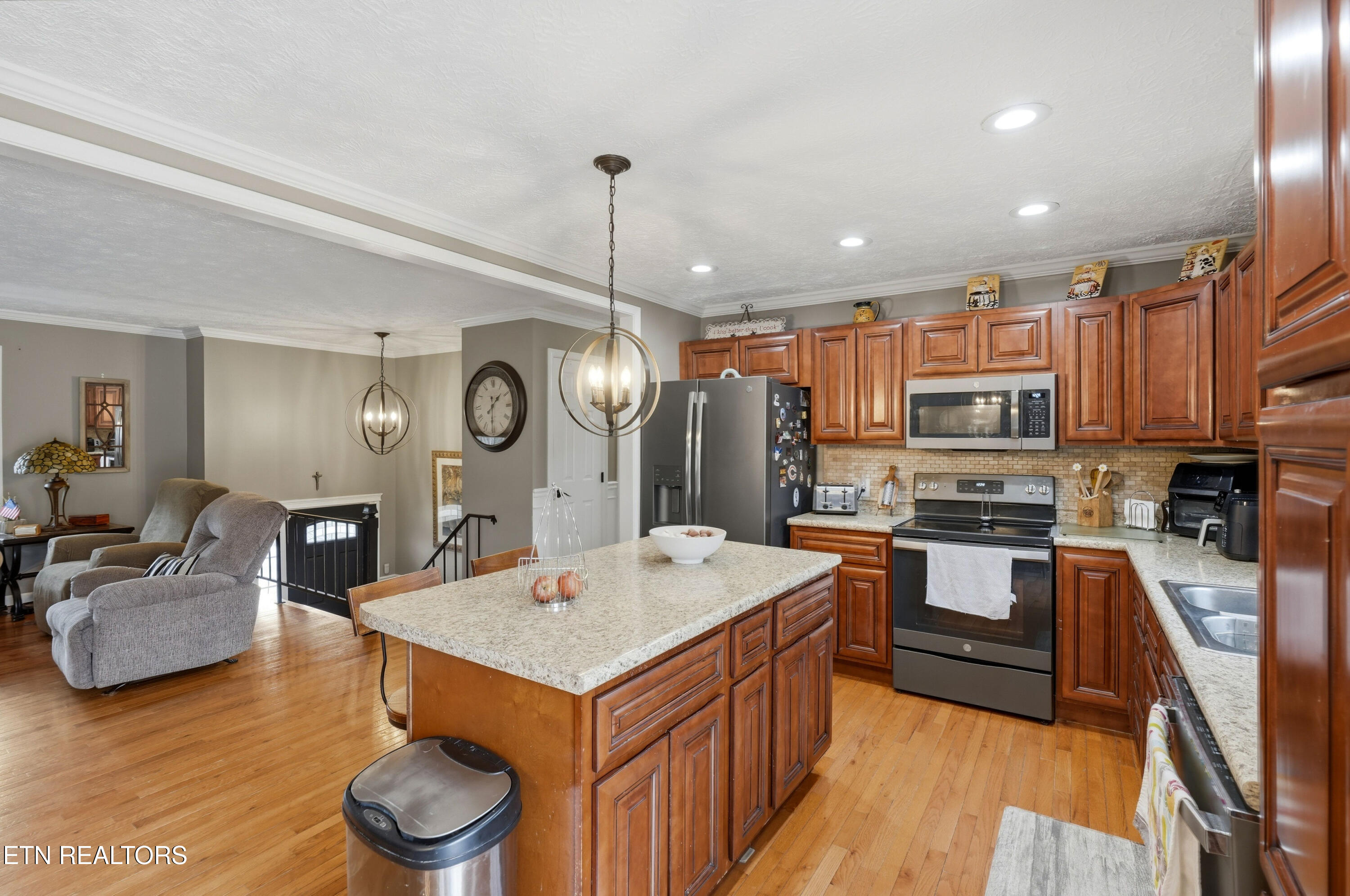 426 Coulter Road Maryville, TN 37804 - Photo 11 of 33 426-coulter-rd-17